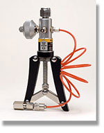Fluke 700PTP Pneumatic Test Pump (Vacuum to 600 PSIG) 