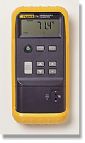 Fluke 714 Thermocouple Calibrator